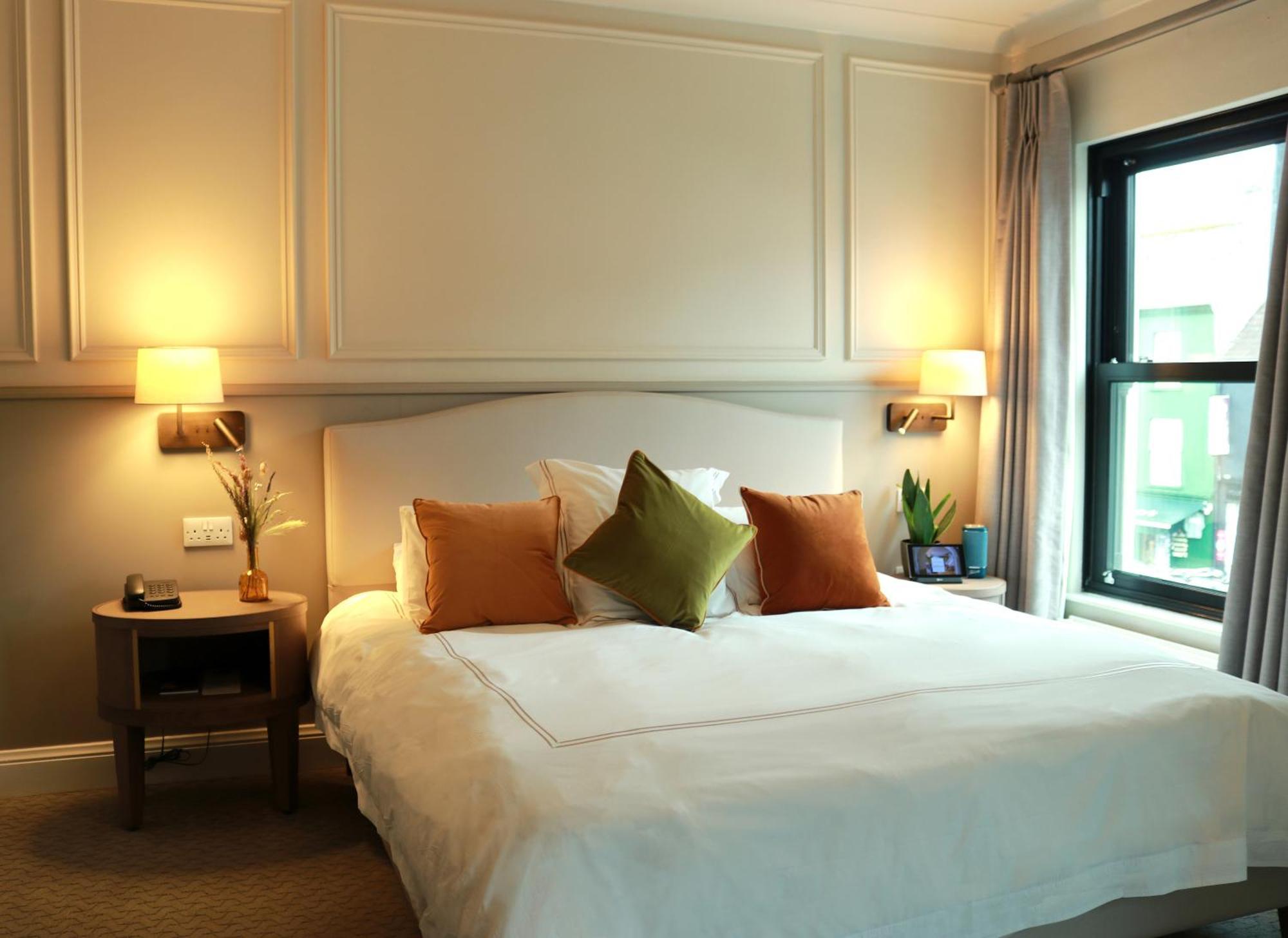 The Lansdowne Kenmare Hotell Eksteriør bilde